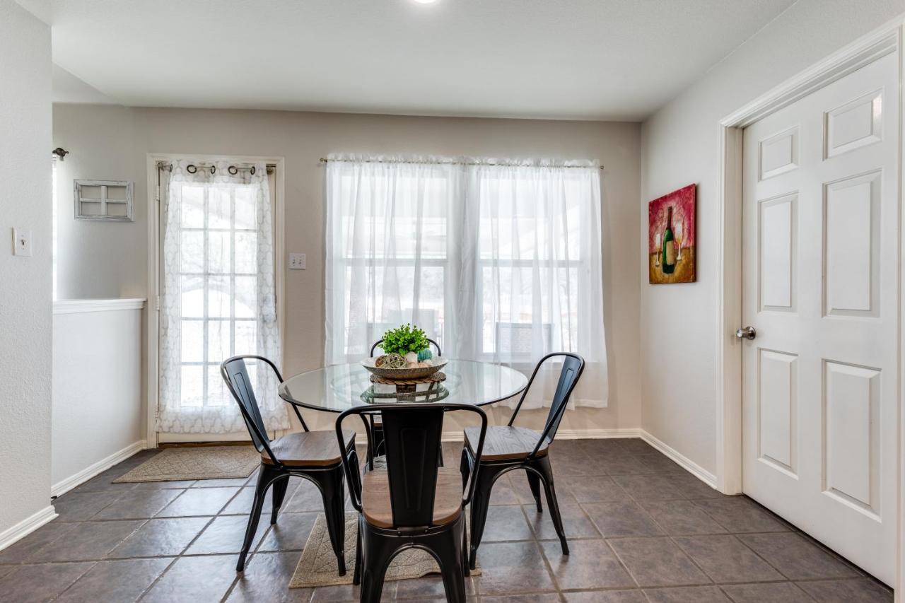Spacious 5 Bdrm Home Mins To Wineries With Private Pool And Hot Tub! Джонсън Сити Екстериор снимка